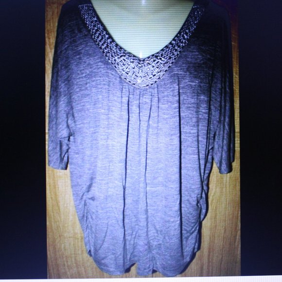 Lavish Embellished Neck Top - Picture 1 of 4